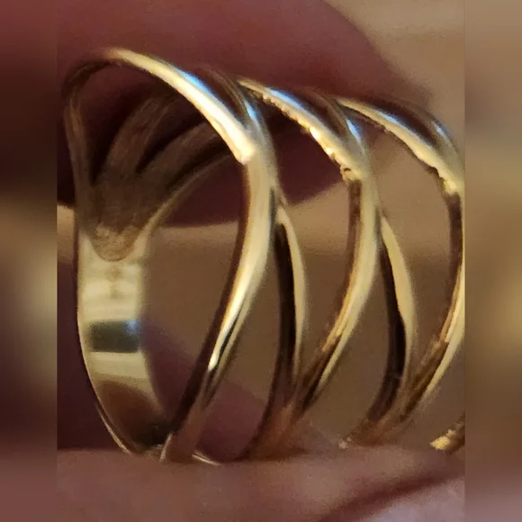 14K Yellow Gold Women's Triple Crossover Ring Size 7 - Picture 10 of 14